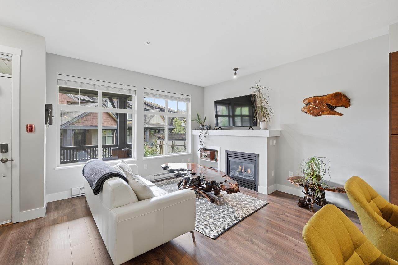 19478 65 Avenue, Surrey, British Columbia V4N 5X5