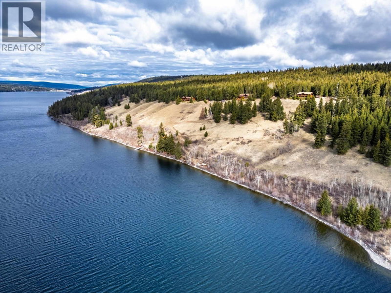 6342 NORTHSHORE Drive Horse Lake British Columbia, V0K 2E3 - 3 Bedrooms Waterfront Home For sale