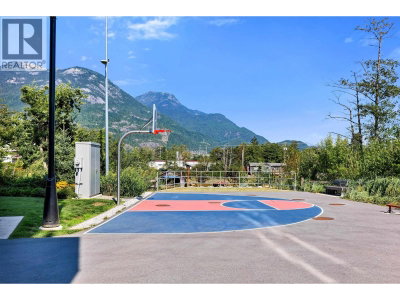 1374 MARINASIDE Place | Squamish British Columbia | Slide Image Fourteen