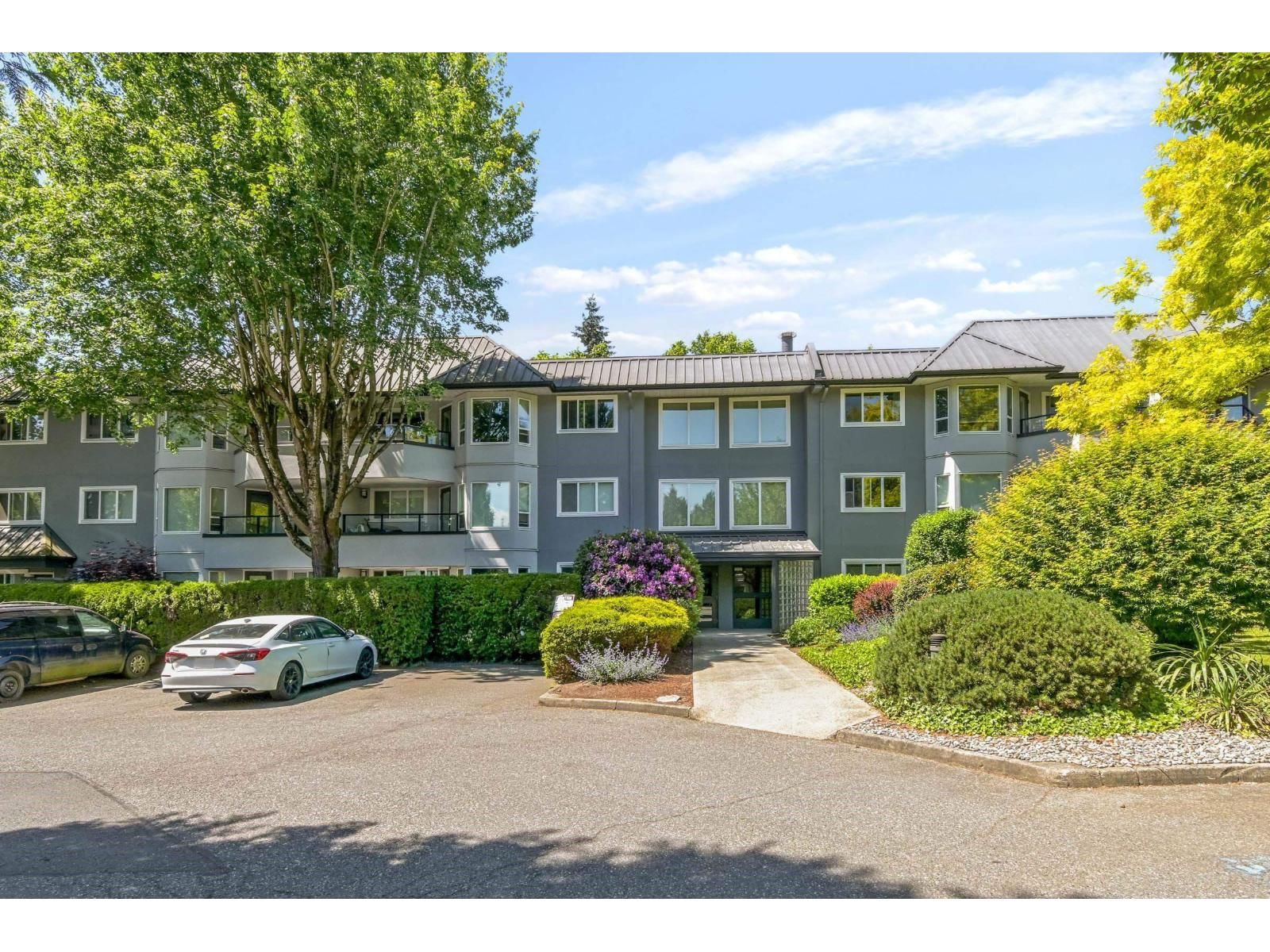 2700 MCCALLUM Road, Abbotsford, British Columbia V2S 6X9