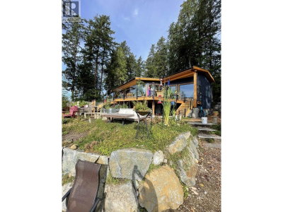 9219 HYDAWAY Road | Halfmoon Bay British Columbia | Slide Image Thirty-five