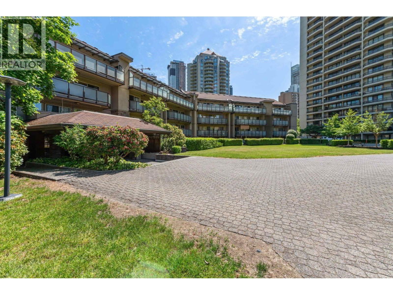 4373 HALIFAX Street Burnaby British Columbia, V5C 5Z2 - 1 Bedroom Condo For Sale