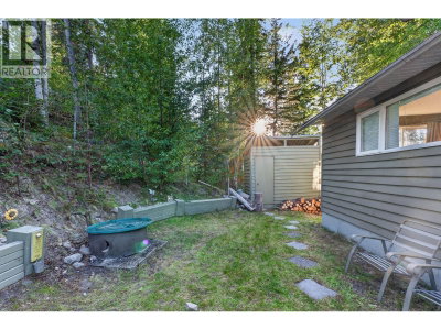 52200 LLOYD Drive | Cluculz Lake British Columbia | Slide Image Nineteen