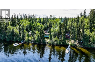 52200 LLOYD Drive | Cluculz Lake British Columbia | Slide Image Twenty-four