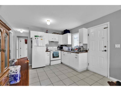 14332 68 Avenue | Surrey British Columbia | Slide Image Thirty-three