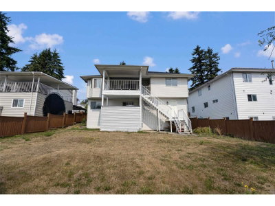 14332 68 Avenue | Surrey British Columbia | Slide Image Thirty-seven