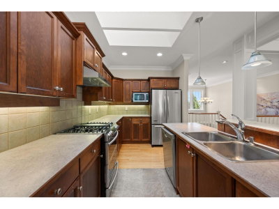 2507 EAGLE MOUNTAIN Drive | Abbotsford British Columbia | Slide Image Twelve
