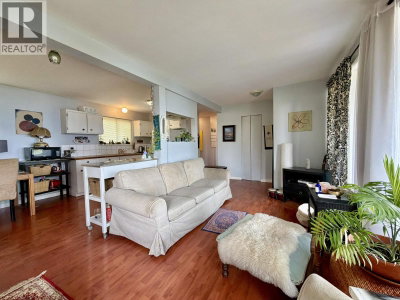 784 MARINE Drive | Gibsons British Columbia | Slide Image Ten