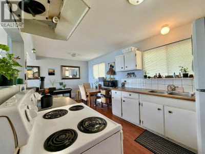 784 MARINE Drive | Gibsons British Columbia | Slide Image Six