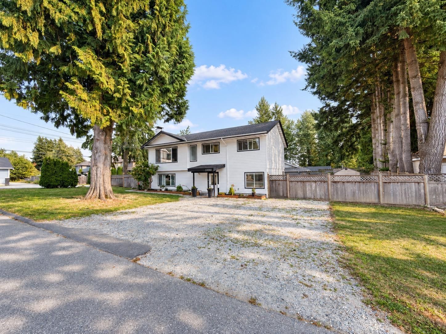 33040 ARBUTUS Avenue, Mission, British Columbia V2V 2R8