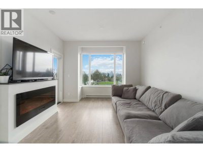 1633 TATLOW Avenue | North Vancouver British Columbia | Slide Image Six