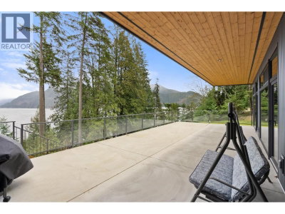 103 WITHERBY Road | Gibsons British Columbia | Slide Image Thirty-two