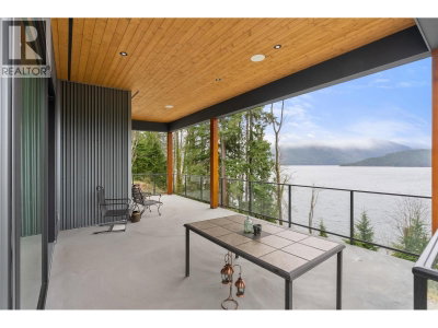 103 WITHERBY Road | Gibsons British Columbia | Slide Image Thirty-five