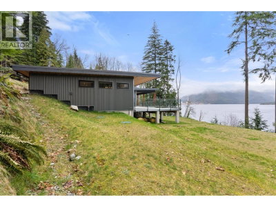 103 WITHERBY Road | Gibsons British Columbia | Slide Image Thirty-nine