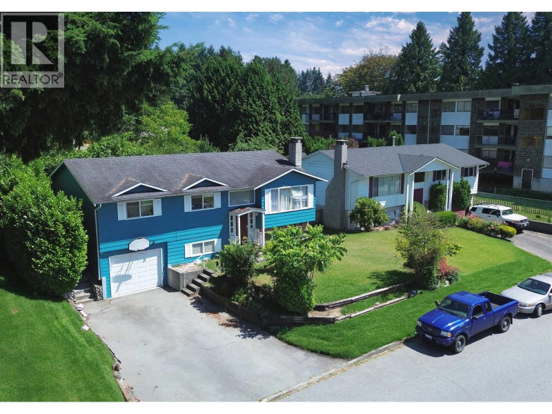 11914 212 Street Maple Ridge British Columbia, V2X 7X1 - 5 Bedrooms Home For Sale