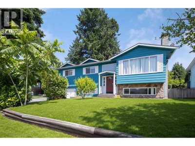 11914 212 Street | Maple Ridge British Columbia | Slide Image Two