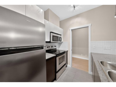 13733 107A Avenue | Surrey British Columbia | Slide Image Ten