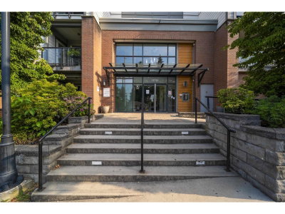 13733 107A Avenue | Surrey British Columbia | Slide Image Four