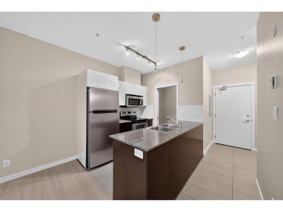 13733 107A Avenue | Surrey British Columbia | Slide Image Eight