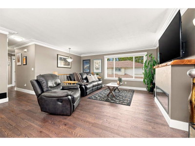 34250 HAZELWOOD Avenue | Abbotsford British Columbia | Slide Image Nine
