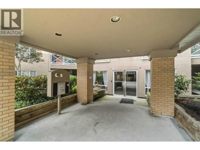 2551 PARKVIEW Lane | Port Coquitlam British Columbia | Slide Image Two