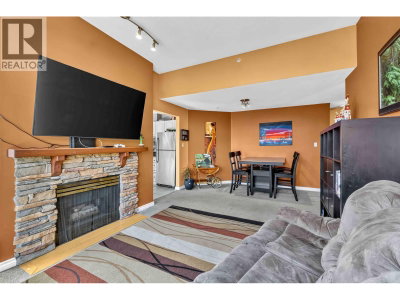 2551 PARKVIEW Lane | Port Coquitlam British Columbia | Slide Image Eight