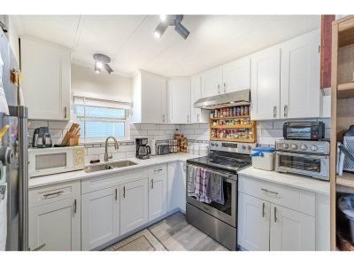 31313 LIVINGSTONE Avenue | Abbotsford British Columbia | Slide Image Sixteen