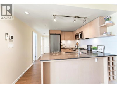 7888 ACKROYD Road | Richmond British Columbia | Slide Image Seven