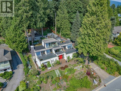 1315 TYROL Road | West Vancouver British Columbia | Slide Image Twenty-two