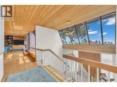 1315 TYROL Road | West Vancouver British Columbia | Slide Image Six