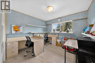 6071 DREWRY Crescent | Richmond British Columbia | Slide Image Six