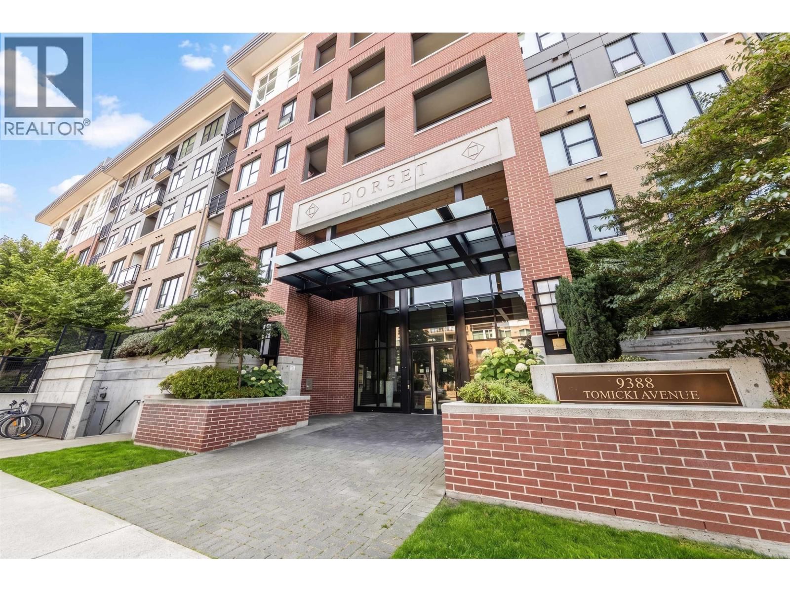 9388 TOMICKI Avenue, Richmond, British Columbia V6X 0P1