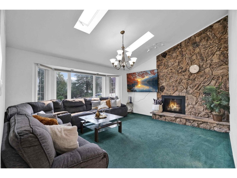 12921 SOUTHRIDGE Drive Surrey British Columbia, V3X 3C7 - 5 Bedrooms Home For Sale