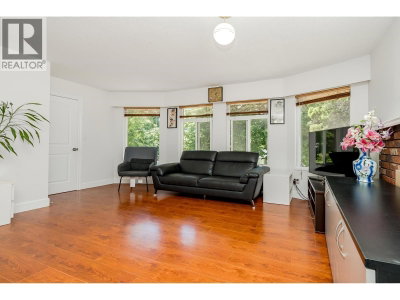 6074 SHERBROOKE Street | Vancouver British Columbia | Slide Image Six