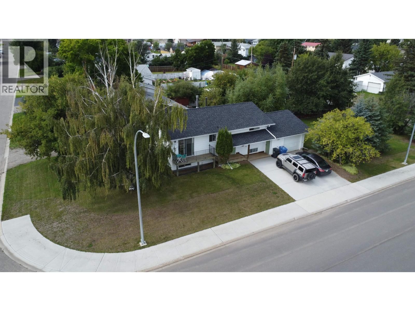 9404 84 Street, Fort St. John, British Columbia V1J 3E4