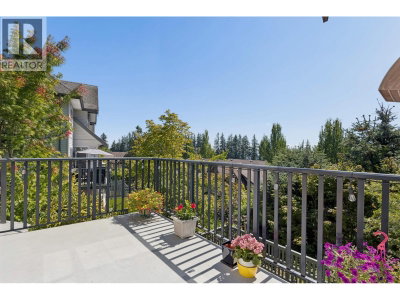 2200 PANORAMA Drive | Port Moody British Columbia | Slide Image Ten