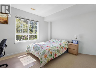 2200 PANORAMA Drive | Port Moody British Columbia | Slide Image Eighteen