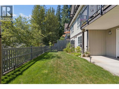 2200 PANORAMA Drive | Port Moody British Columbia | Slide Image Twenty-two