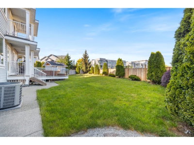 17433 1 Avenue | Surrey British Columbia | Slide Image Ten
