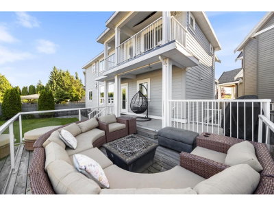 17433 1 Avenue | Surrey British Columbia | Slide Image Twelve
