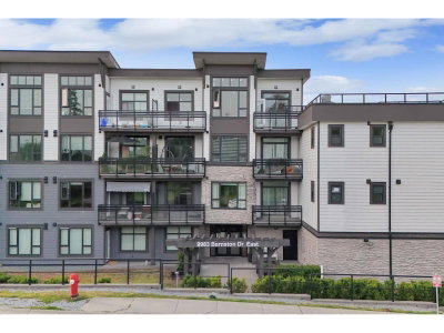 9983 BARNSTON Drive East | Surrey British Columbia | Slide Image Eighteen