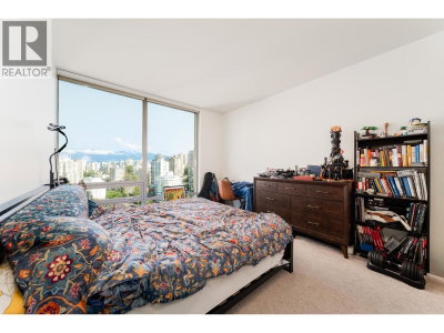 1005 BEACH Avenue | Vancouver British Columbia | Slide Image Nine