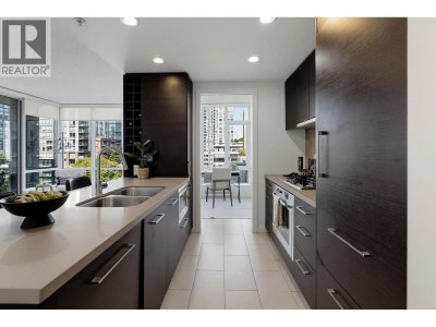 833 HOMER Street | Vancouver British Columbia | Slide Image Thirteen