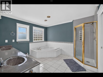 4326 RUMBLE Street | Burnaby British Columbia | Slide Image Twenty-two
