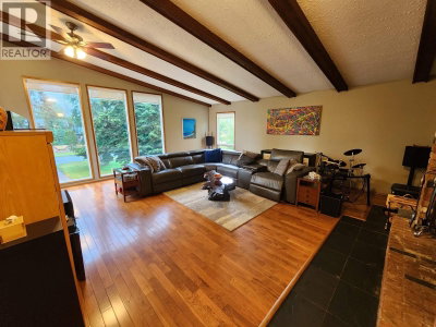3696 ROSIA Road | Prince George British Columbia | Slide Image Seven