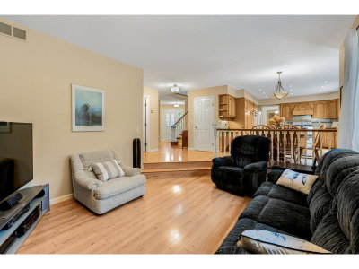 7446 149A Street | Surrey British Columbia | Slide Image Thirteen