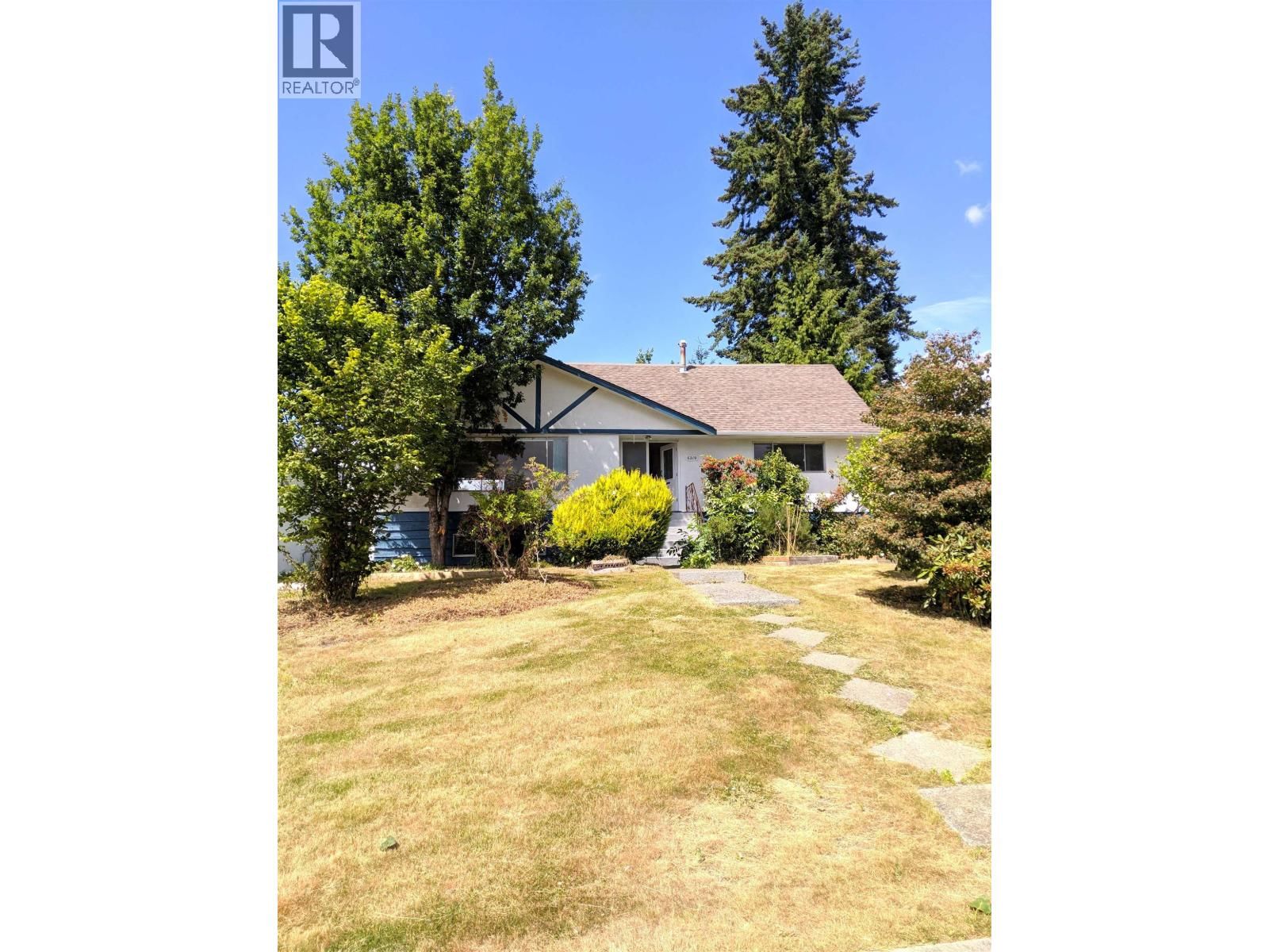 6319 LOCHDALE Street, Burnaby, British Columbia V5B 2M6