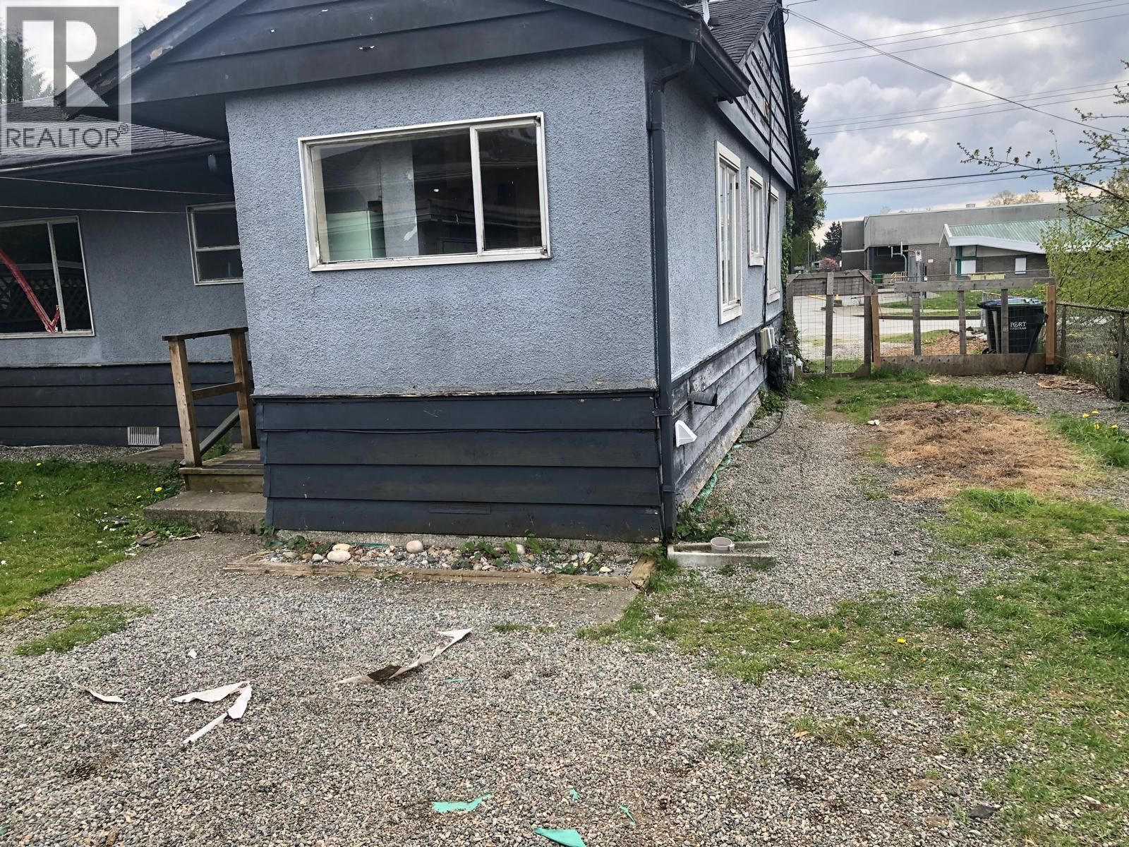 1953 DORSET Avenue, Port Coquitlam, British Columbia V3B 2A5