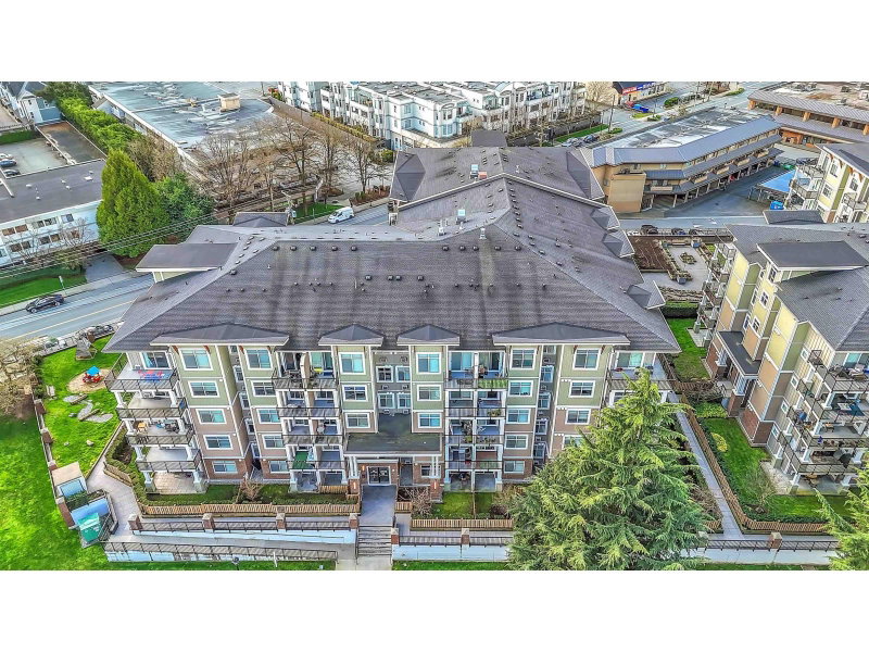 20696 EASTLEIGH Crescent Langley British Columbia, V3A 0M3 - 2 Bedrooms Condo For Sale