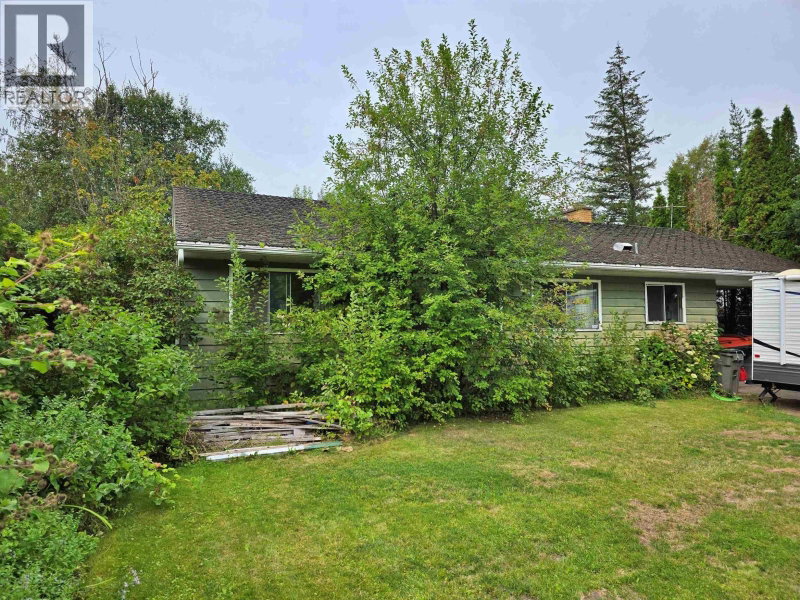 787 WALKEM Street Quesnel British Columbia, V2J 2J8 - 3 Bedrooms Home For Sale